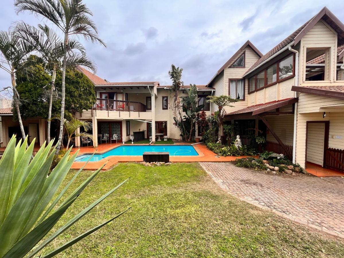 The Wood House Hotel Empangeni Buitenkant foto