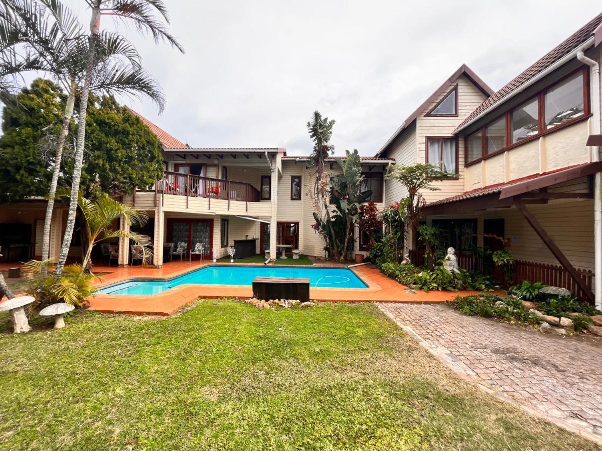 The Wood House Hotel Empangeni Buitenkant foto