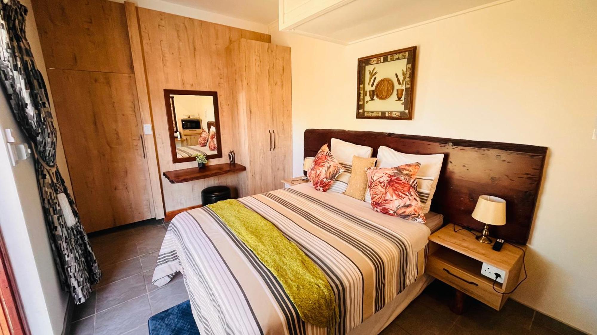 The Wood House Hotel Empangeni Buitenkant foto